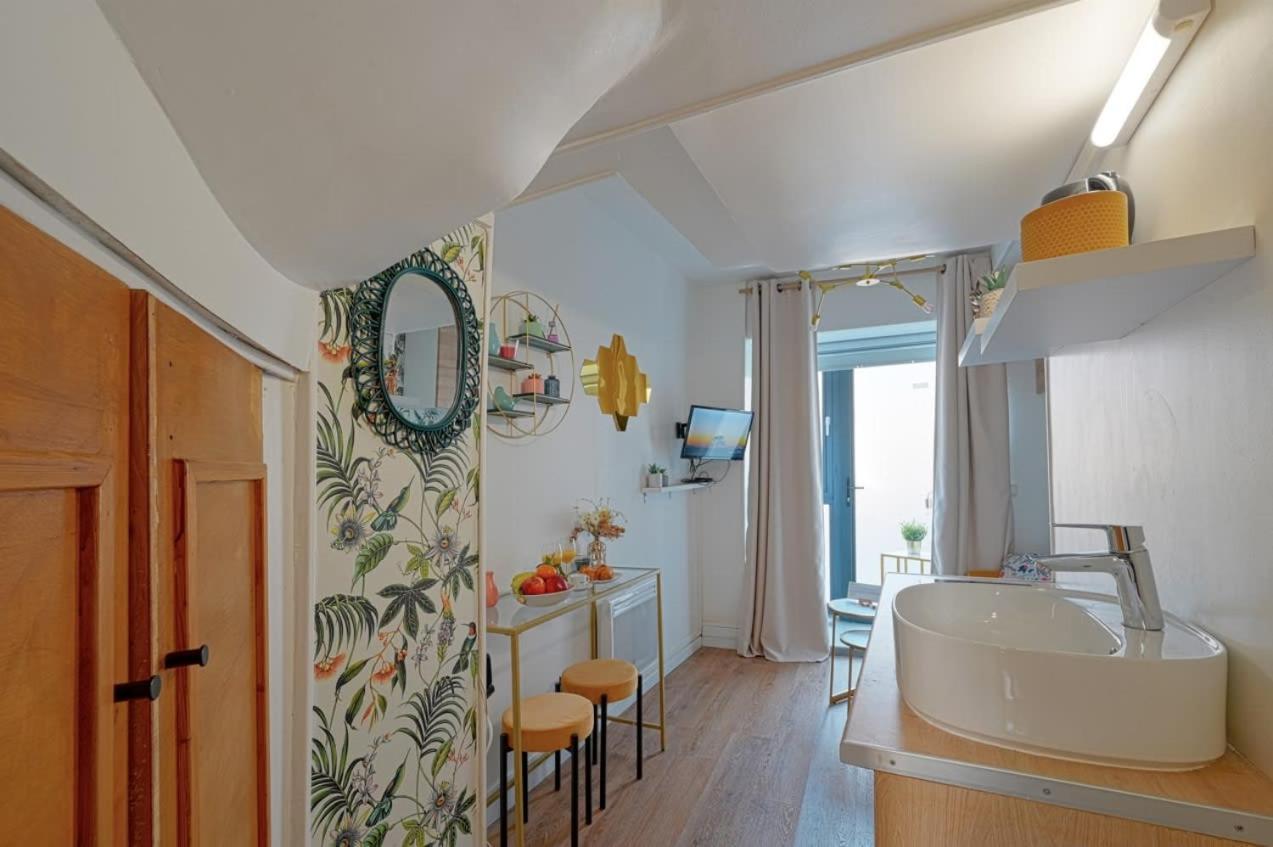 Cosy Renovated Studio In Heart Of Marais, Best Area To Discover In Paris Leilighet Eksteriør bilde